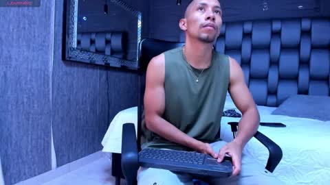 richar_voller online show from October 22, 11:21 am