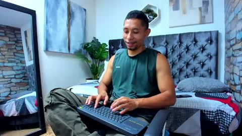richar_voller online show from May 28, 11:29 am