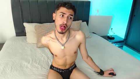 Richard online show from January 14, 3:01 am