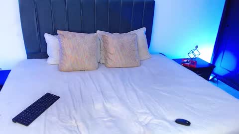 Richard online show from February 27, 3:36 am