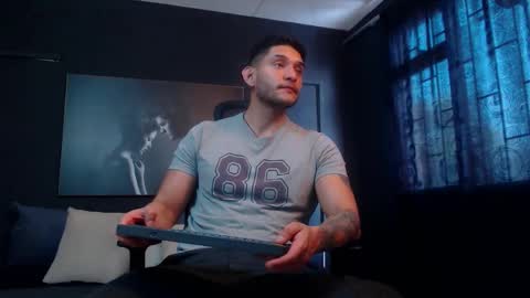 Ricardo online show from November 21, 2:16 pm