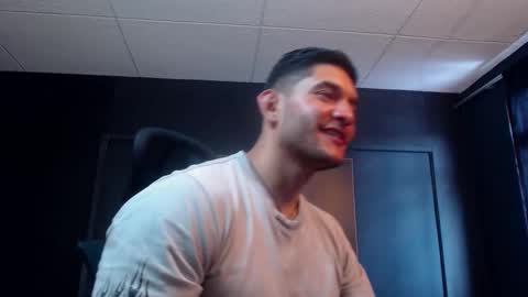 Ricardo online show from November 25, 2:17 pm