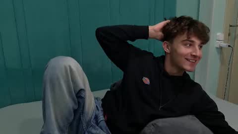 Richard online show from December 1, 4:01 pm