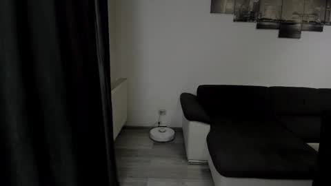 RichardDarell online show from May 23, 5:01 am