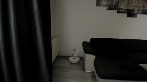 RichardDarell online show from June 23, 4:54 am