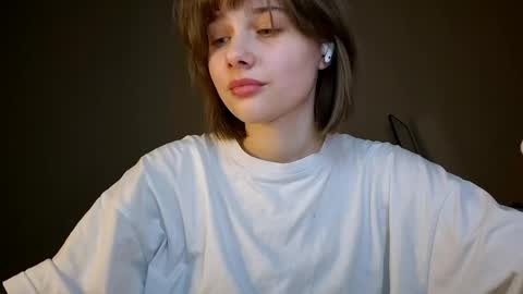 Luna online show from April 26, 6:49 pm