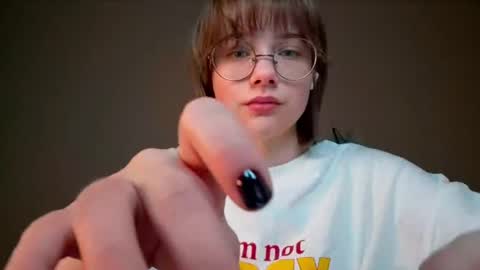 Luna online show from May 6, 7:19 pm