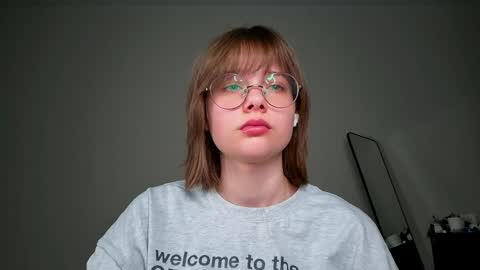 Luna online show from May 17, 6:48 pm