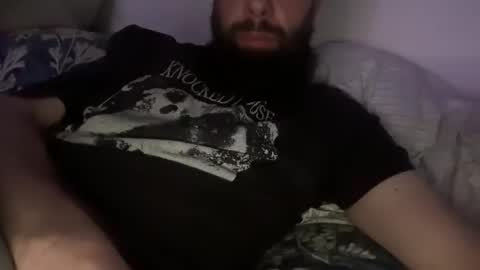 Snapshot of richardthomas19 chatting on February 20, 11:00 am richardthomas19 online show from February 20, 11:00 am