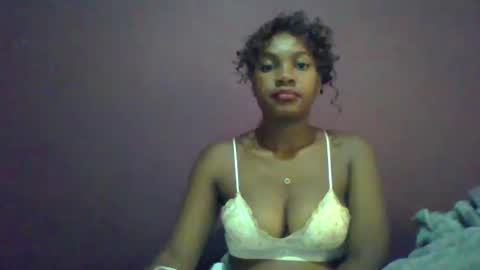 ricie001 online show from April 2, 7:50 am
