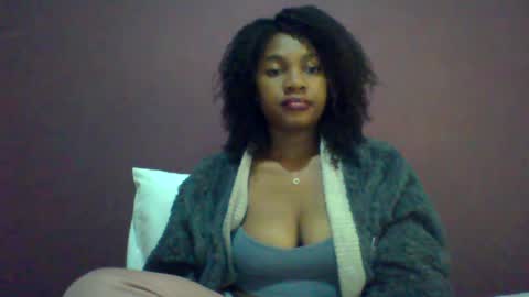 ricie001 online show from July 2, 10:21 am