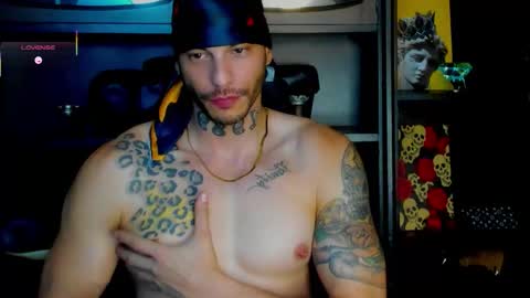Snapshot of rickg_oficial chatting on October 2, 12:39 am RICKG online show from October 2, 12:39 am