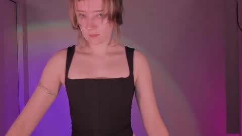 Snapshot of rickisanchez chatting on November 15, 7:54 pm RickiSanchez online show from November 15, 7:54 pm