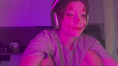 Snapshot of rickisanchez chatting on March 28, 8:30 pm RickiSanchez online show from March 28, 8:30 pm