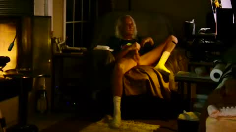 PINK HOLE TWINK online show from September 13, 4:23 am