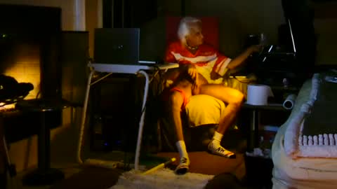 PINK HOLE TWINK online show from July 4, 3:13 am
