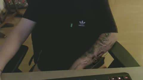 Snapshot of ricksanchez5920 chatting on October 2, 11:01 pm ricksanchez5920 online show from October 2, 11:01 pm