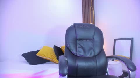 Ricky  online show from December 13, 2:32 am