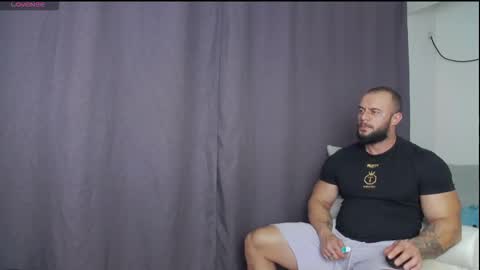 Snapshot of rickymiami1 chatting on September 17, 5:58 pm rickymiami1 online show from September 17, 5:58 pm