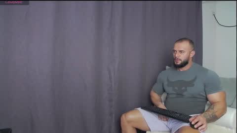 Snapshot of rickymiami1 chatting on September 22, 6:21 pm rickymiami1 online show from September 22, 6:21 pm