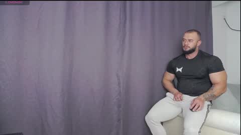 Snapshot of rickymiami1 chatting on October 7, 6:49 pm rickymiami1 online show from October 7, 6:49 pm