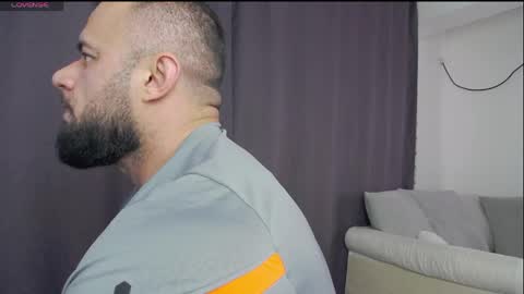 rickymiami1 online show from April 8, 11:43 am