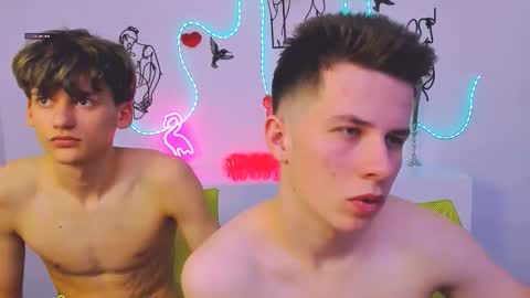 Snapshot of rico_steel chatting on February 17, 8:04 pm Rico online show from February 17, 8:04 pm