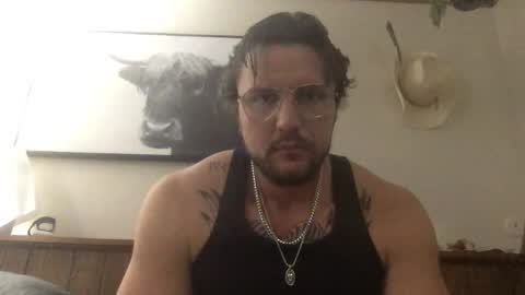 Snapshot of ride8529 chatting on December 19, 1:45 am ride8529 online show from December 19, 1:45 am