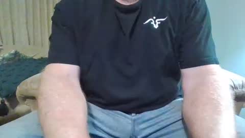Snapshot of ridemypogostickk2 chatting on February 28, 3:59 am ridemypogostickk2 online show from February 28, 3:59 am
