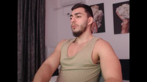 Snapshot of riderrandy chatting on February 10, 10:51 pm Rider Randy online show from February 10, 10:51 pm