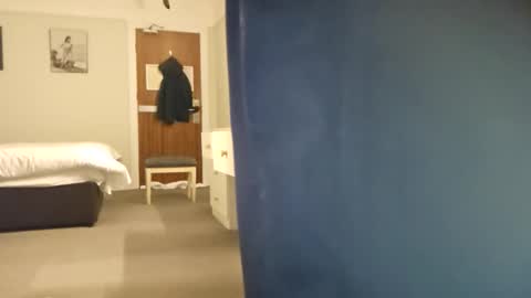 Snapshot of ridetherodd96 chatting on November 22, 1:59 am ridetherodd96 online show from November 22, 1:59 am