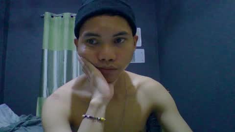 Snapshot of rignerhorn chatting on March 29, 8:14 am Rignerhorn online show from March 29, 8:14 am