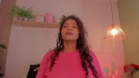 Snapshot of rihanna_sena chatting on February 25, 3:38 am rihanna_sena online show from February 25, 3:38 am