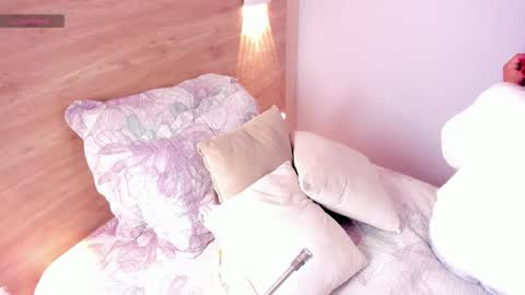 Sara online show from February 18, 10:00 am