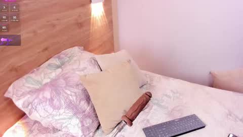 Sara online show from February 19, 11:28 am