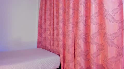 Riley online show from November 18, 9:19 pm