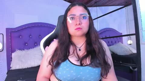 kamila online show from February 9, 11:25 am