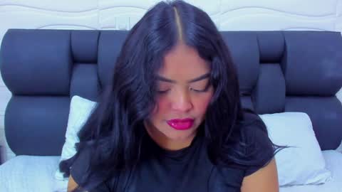 Snapshot of rileydolly chatting on February 9, 3:11 am RileyDolly online show from February 9, 3:11 am