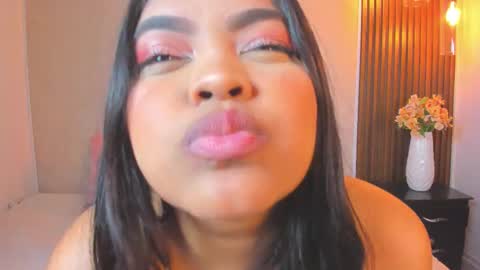 Snapshot of rileydolly chatting on October 9, 3:48 am RileyDolly online show from October 9, 3:48 am