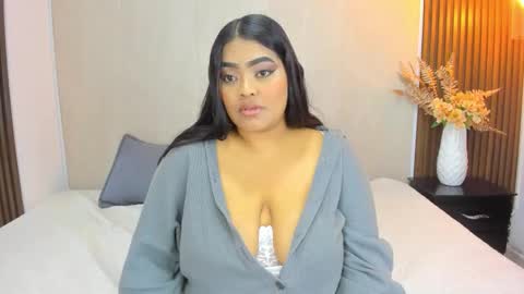 Snapshot of rileydolly chatting on February 10, 12:04 am RileyDolly online show from February 10, 12:04 am