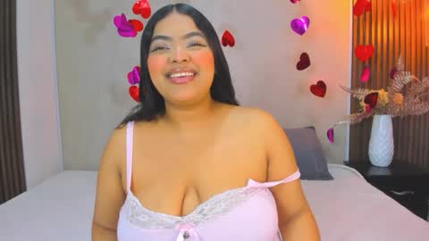 Snapshot of rileydolly chatting on February 24, 4:43 am RileyDolly online show from February 24, 4:43 am