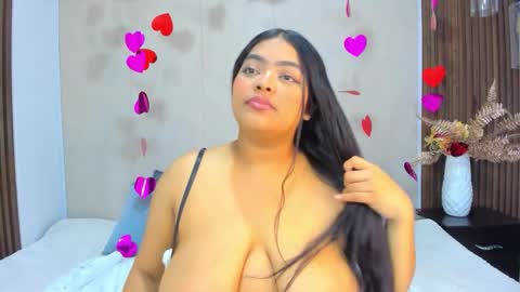 Snapshot of rileydolly chatting on March 1, 12:23 am RileyDolly online show from March 1, 12:23 am