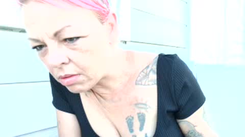 rileyraerhoads online show from September 23, 4:43 pm