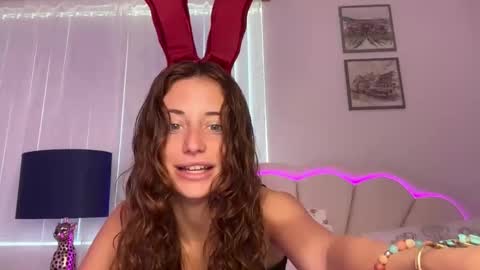 Riley online show from December 5, 5:09 pm