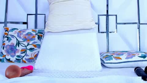 Riley online show from March 7, 5:38 pm