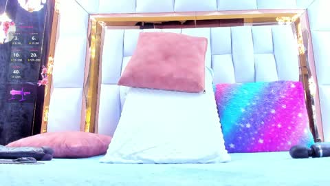 Riley online show from March 26, 8:25 pm