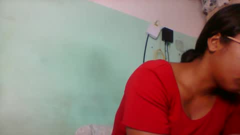 Snapshot of rinah856024 chatting on May 16, 11:20 am rinah856024 online show from May 16, 11:20 am