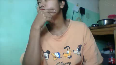 Snapshot of rinah856024 chatting on May 27, 4:53 am rinah856024 online show from May 27, 4:53 am