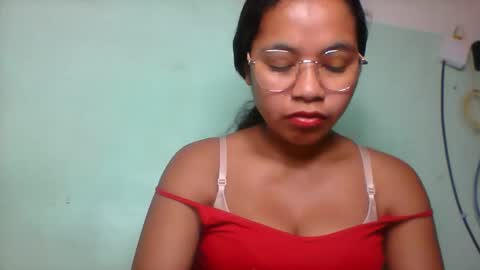 Snapshot of rinah856024 chatting on June 4, 4:24 pm rinah856024 online show from June 4, 4:24 pm