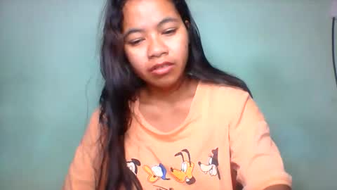 Snapshot of rinah856024 chatting on June 7, 2:27 am rinah856024 online show from June 7, 2:27 am